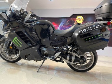 Acheter Carénages Moto Kawasaki GTR1400/ZG1400 2007-2009 - Noir Monstre