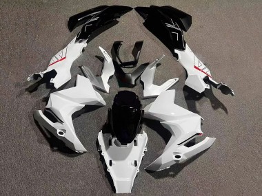 Acheter Carénages Moto Honda ADV160 2022-2024 - Blanc Noir Brillant